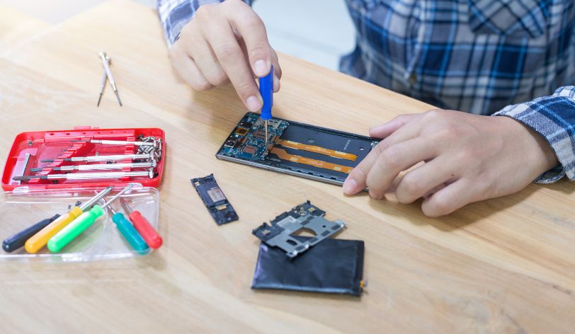 10 Tips To Grow Your Cell Phone Repair Business